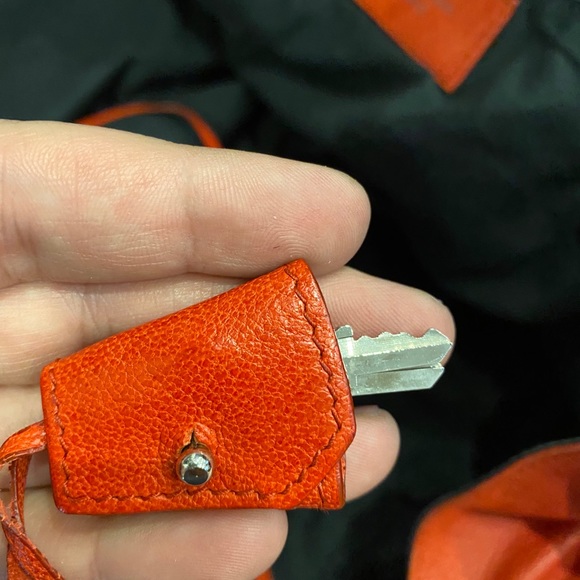 Balenciaga Motocross Crossbody Bag Oversized Dimensions - Picture 10 of 15